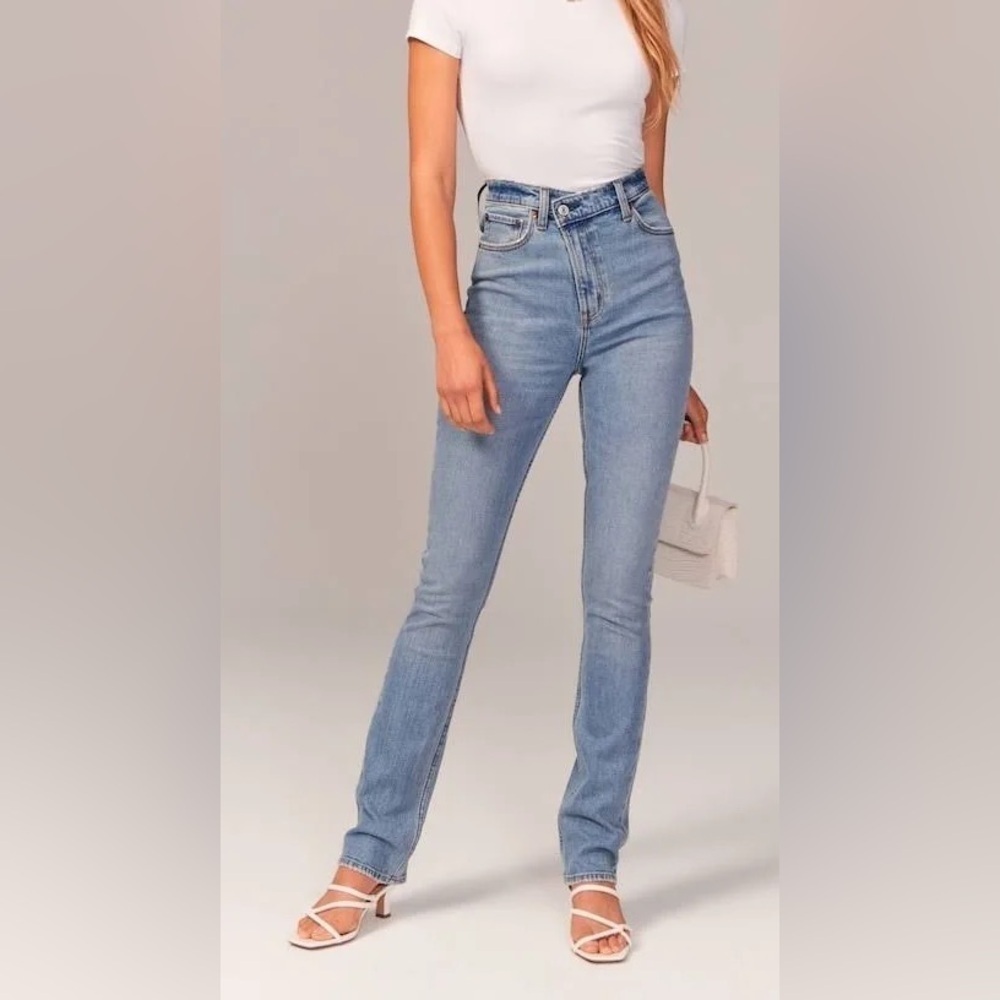 Abercrombie & Fitch Light Blue High Rise Jeans 90s straight cross over Jeans